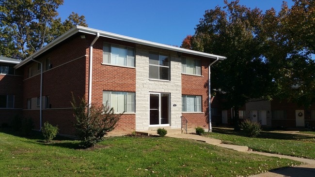 Photo - Indian Hills Apartments