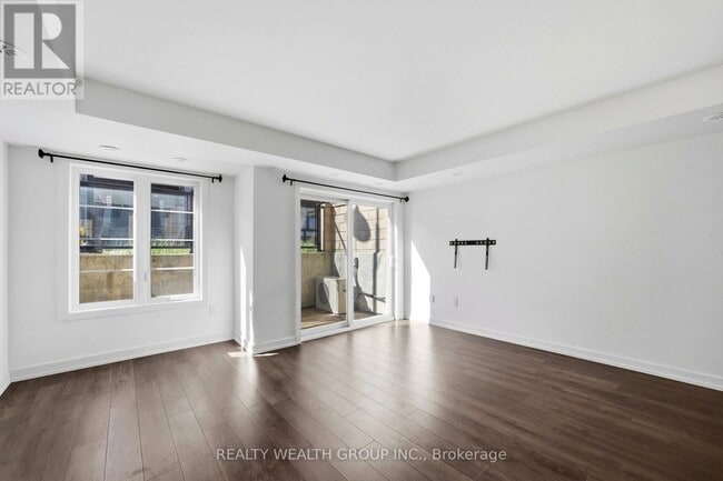 Photo - 2355 Sheppard Ave W