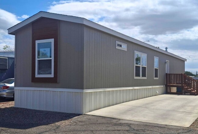 Building Photo - 4100 N Romero Rd Rental