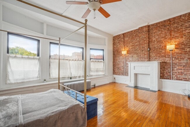 Photo - 93 Monticello Ave Unit 2F