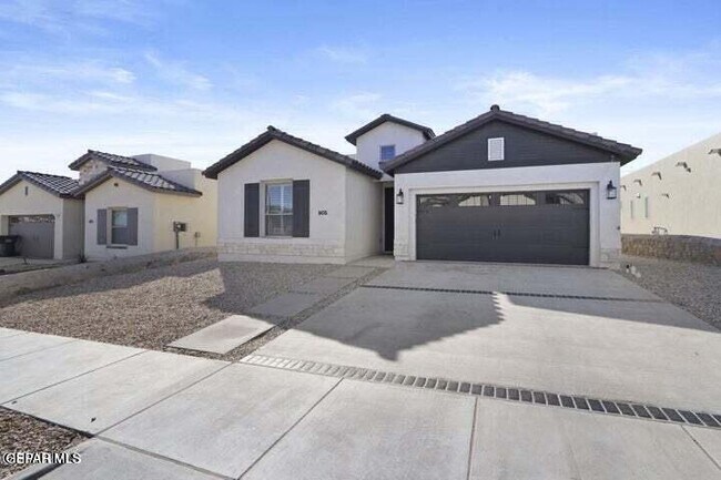 Photo - 905 Cottage Pl