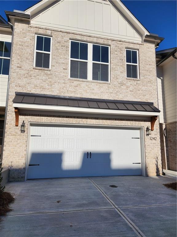 Photo - 1242 Wintergreen Wy Townhome