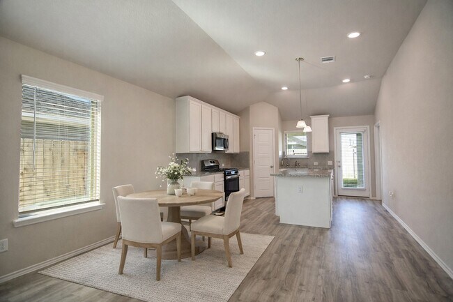 Photo - 21434 Holly Heights Rd