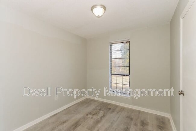 Photo - 2614 Andorra Dr