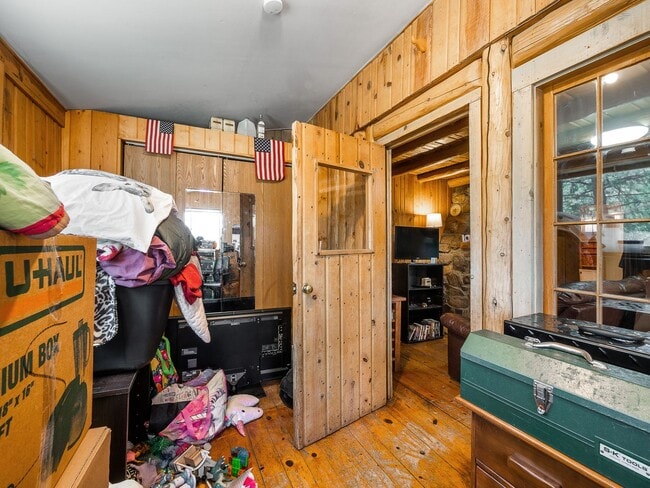 Photo - 6537 S Brook Forest Rd