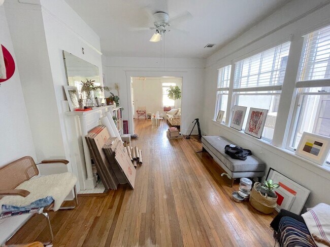 Photo - 2 BED | 1 BATH | STARLAND | ONE PARKING SPACE INCLUDED | Available October 2026