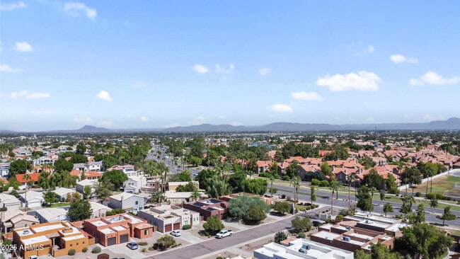 Photo - 1120 N Val Vista Dr