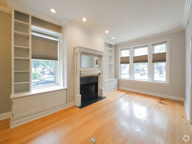 Building Photo - 3852 N Southport Ave Unit 3856-1 Rental