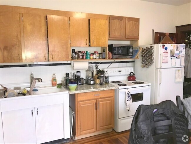 Building Photo - 104 Summer St Unit 4A Rental
