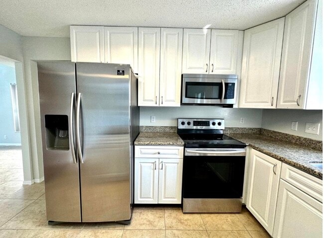 Photo - 2698 Linkside Dr