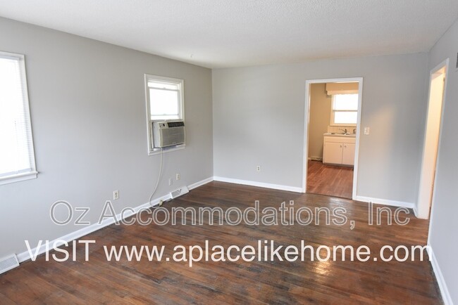 Photo - 2015 S 14th St