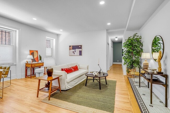 Photo - Mt. Pleasant Condo | 2 Bed | 2 Bath | 1,250 Sf Unit 102
