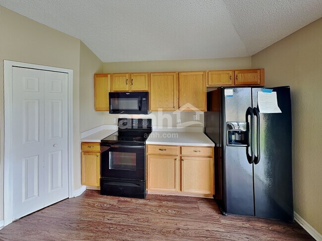 Photo - 6606 Gentle Oaks Dr N