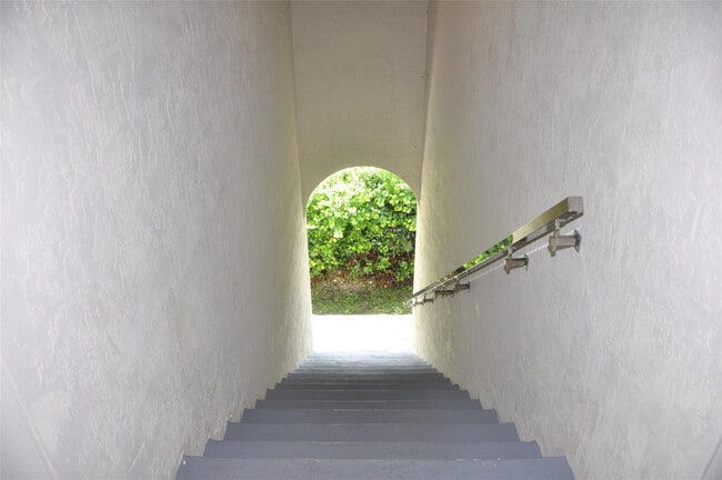 Photo - 1216 NW 6th Ct Unit 4