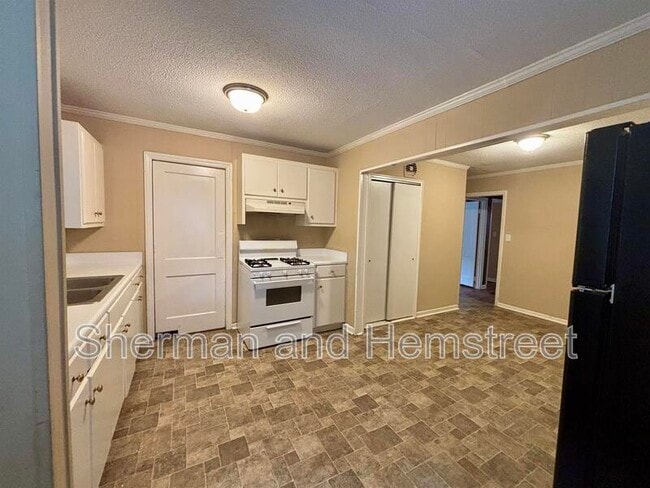 Photo - 3212 Sycamore Dr