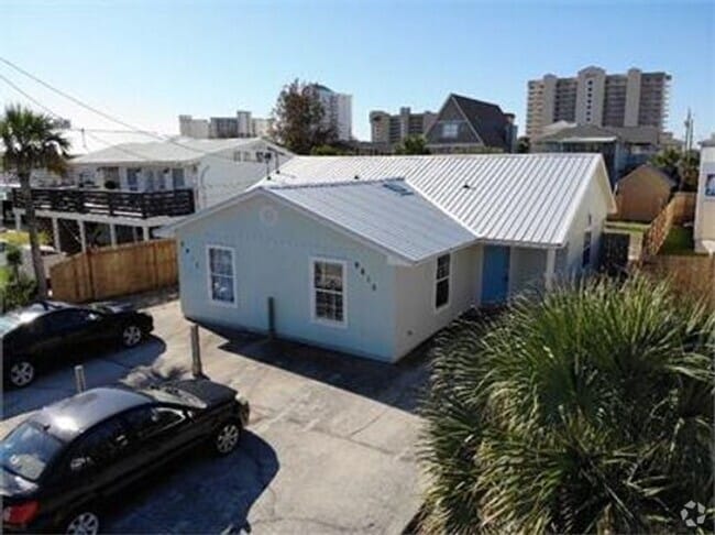 Building Photo - 6613 Sunset Ave Unit 6613 Sunset Ave. Rental