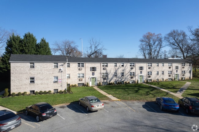 Building Photo - 3314 Old Capitol Trl Rental