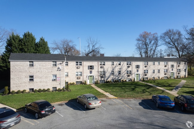 Building Photo - 3314 Old Capitol Trl Rental