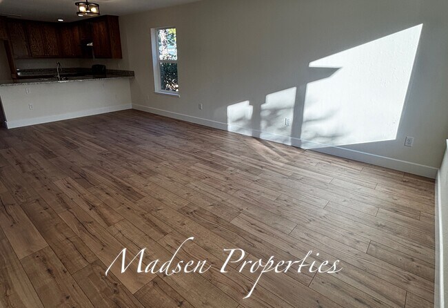 Photo - 2730 Brown Ave