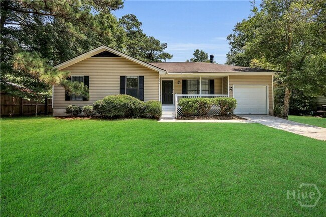 Photo - 120 Stockbridge Dr House