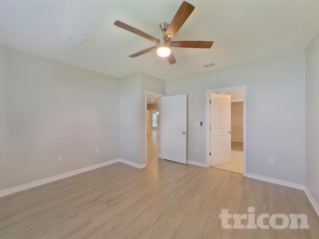 Photo - 383 Quarry Rock Cir