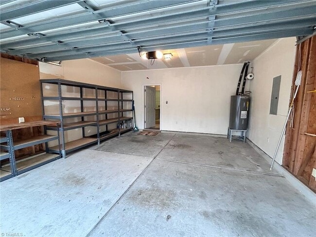 Photo - 7807 Braefield Dr