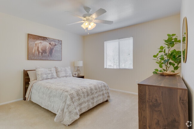 Elmwood Senior Living Chandler, AZ2BR, 2BA - 1,036SF - Elmwood 55+ All Inclusive Senior Living