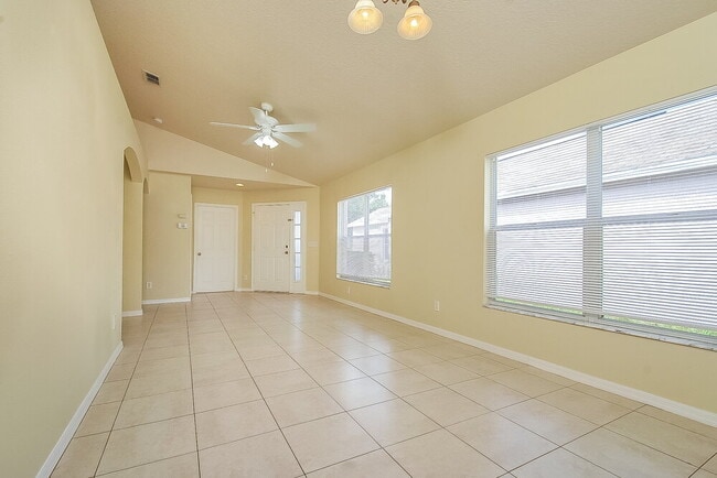 Photo - 7426 Oxford Garden Cir