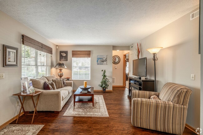 Building Photo - Forest Ridge