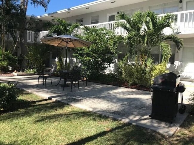 Photo - 225 Ocean Breeze Lake Worth, FL 33460