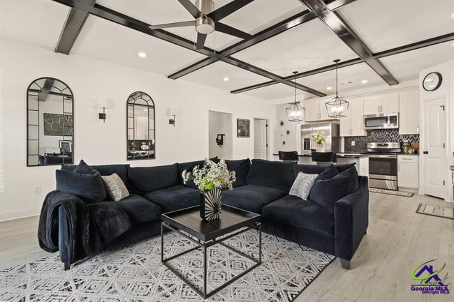 Photo - 205 Beau Claire Cir