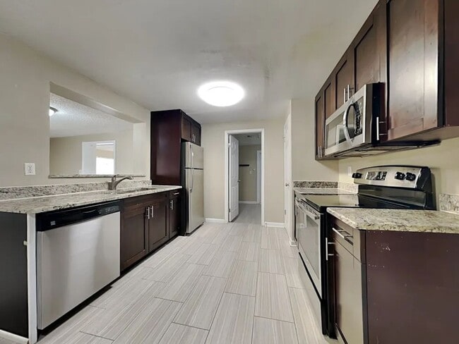 Photo - 7024 Monroe Ave