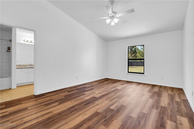 Building Photo - 1601 SW 12th Terrace