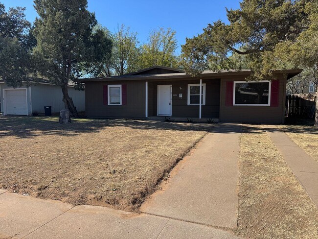 Photo - 2 Bedroom 1 bathroom house in central Lubb...