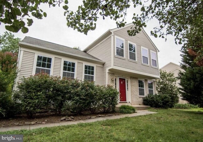 Building Photo - 8 Worthington Ct