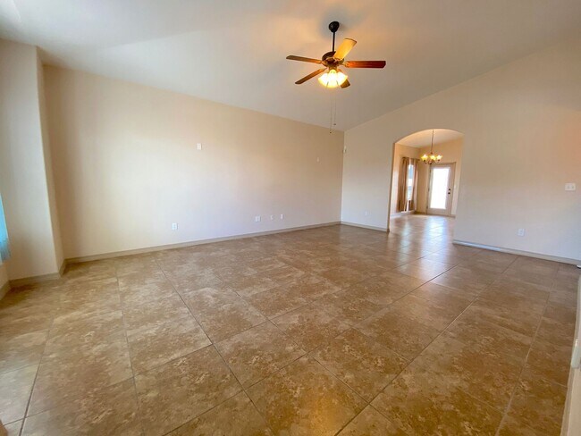 Photo - Sandstone Ranch Estates - 3 Bed Refrig A/C