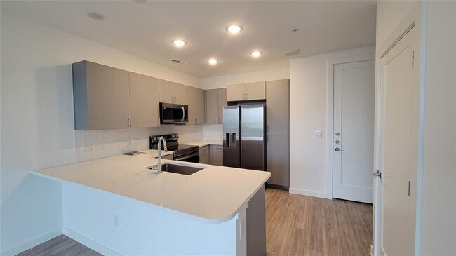 Photo - 4801 Springdale Rd Unidad 1202