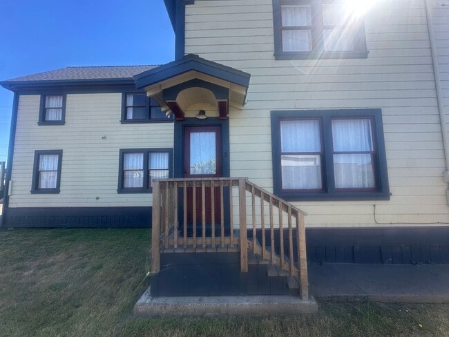Photo - 634 G St Unit 634 G St. B