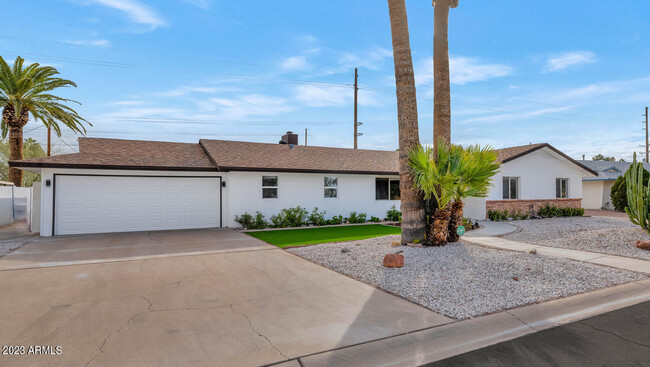 Building Photo - 5311 N Woodmere Fairway Rental