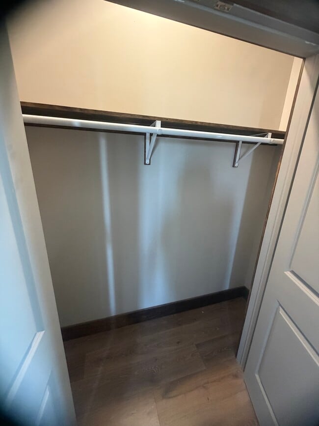 Photo - 219 Whitman St Unidad #6
