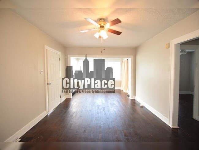 Photo - 1847 E Riverside Dr