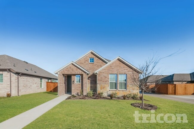 Photo - Tricon Trinity Falls