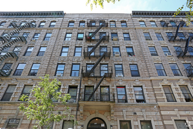RH 220 WEST 149 STREET LP. - RH 220 WEST 149 STREET LP. Apartments