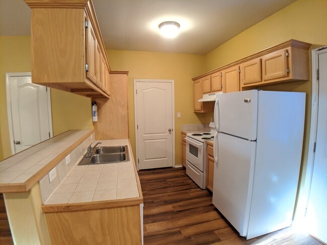 Photo - 808 W Arroyo Park Ln Unit #B