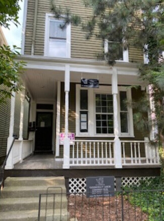 Photo - 261 Emming St Unit 1