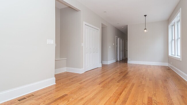 Photo - 1840 N St Louis Ave Unit 1