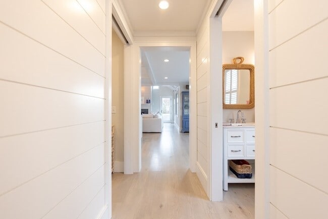 Photo - 12 E Lincoln Ave