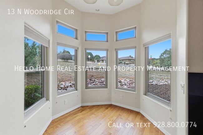 Photo - 13 N Woodridge Cir