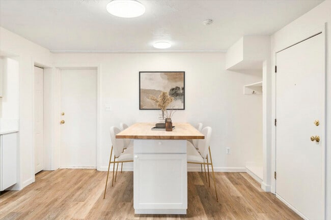 Photo - 1 Drummer Rd Unit Drummer