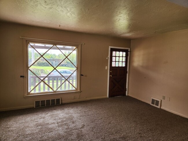 Photo - 11207 Avon Ave